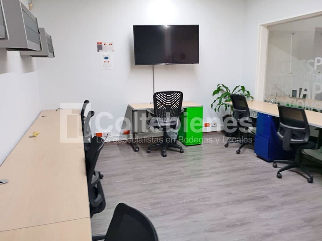 Oficina en arriendo – Poblado, Medellín foto 2