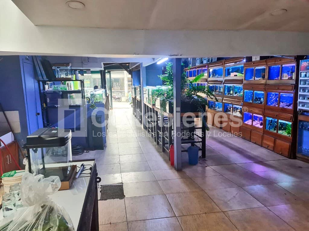 Local en arriendo/venta – Poblado, Medellín foto 3