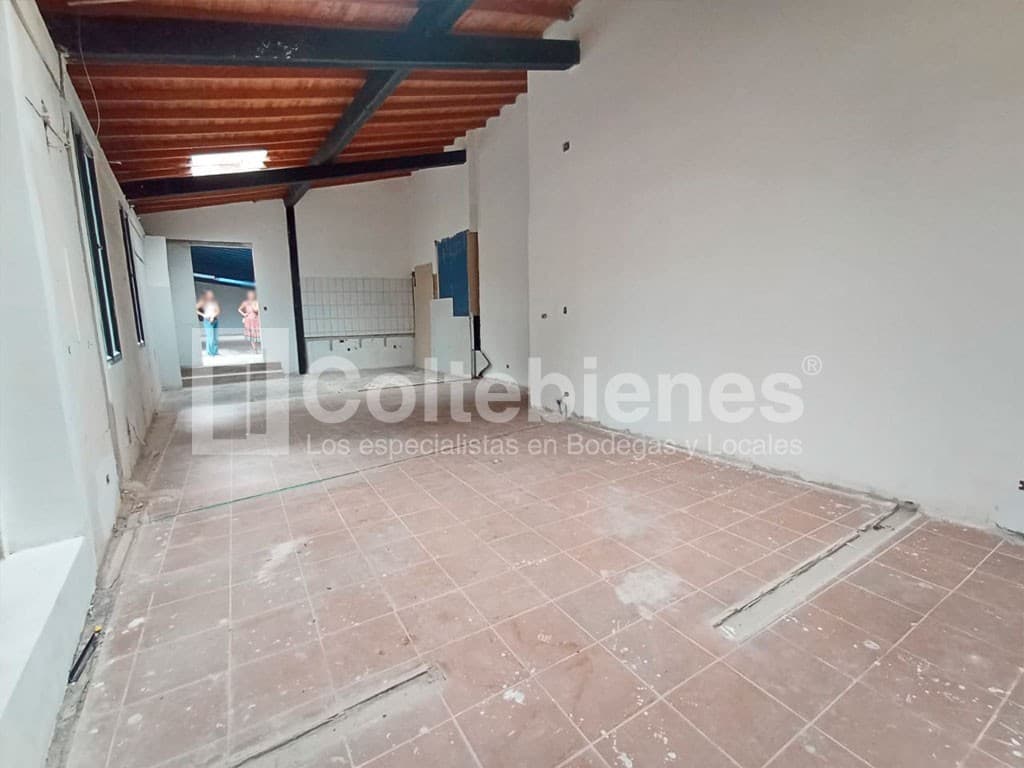 Local en arriendo – Manila, Medellín foto 2