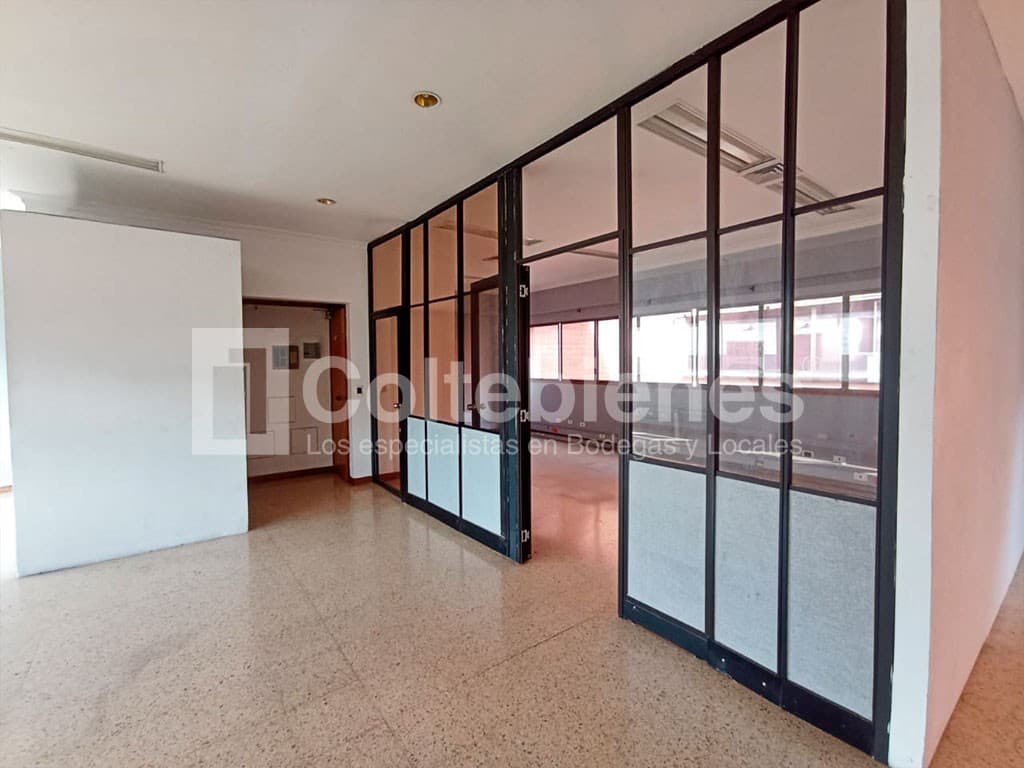 Oficina en arriendo – Guayabal, Medellín foto 2