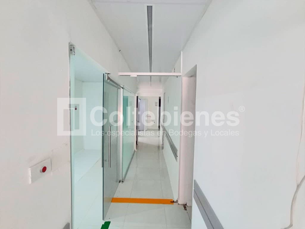 Local en venta – Poblado, Medellín foto 3
