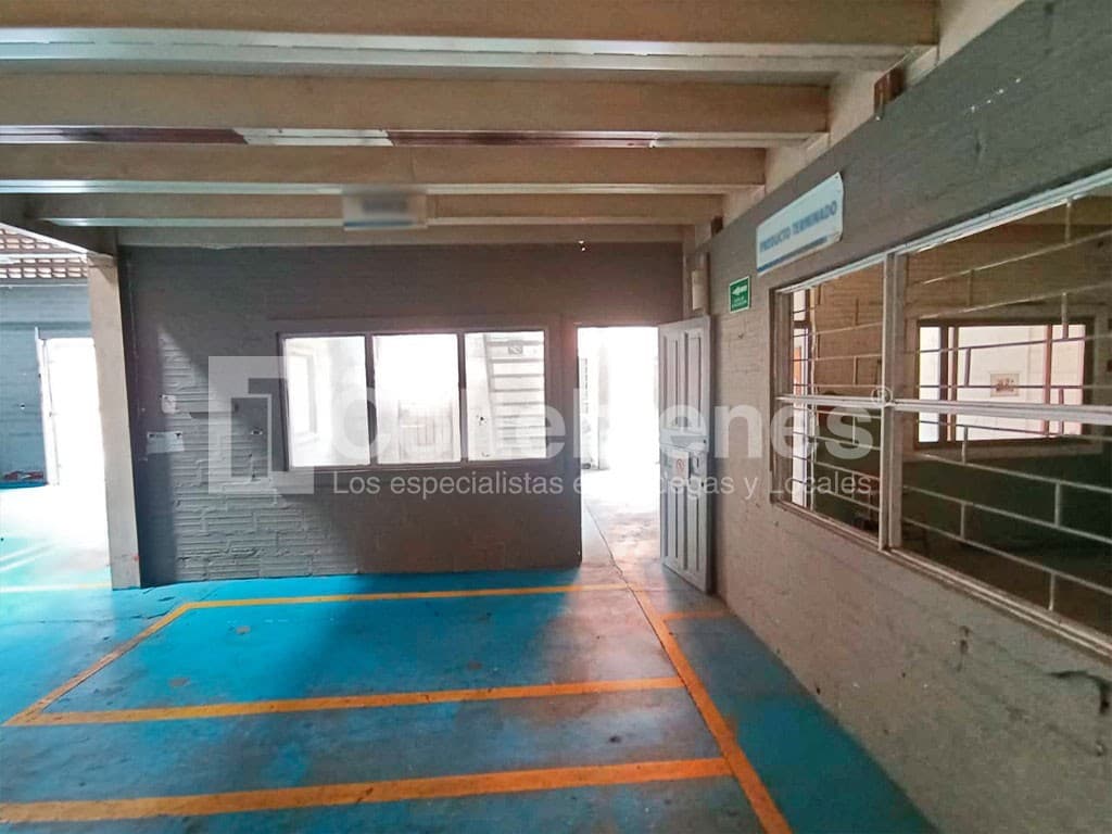 Bodega en arriendo – Bello foto 2