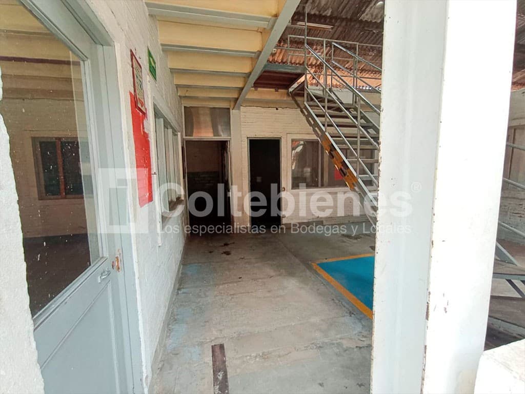 Bodega en arriendo – Bello foto 4