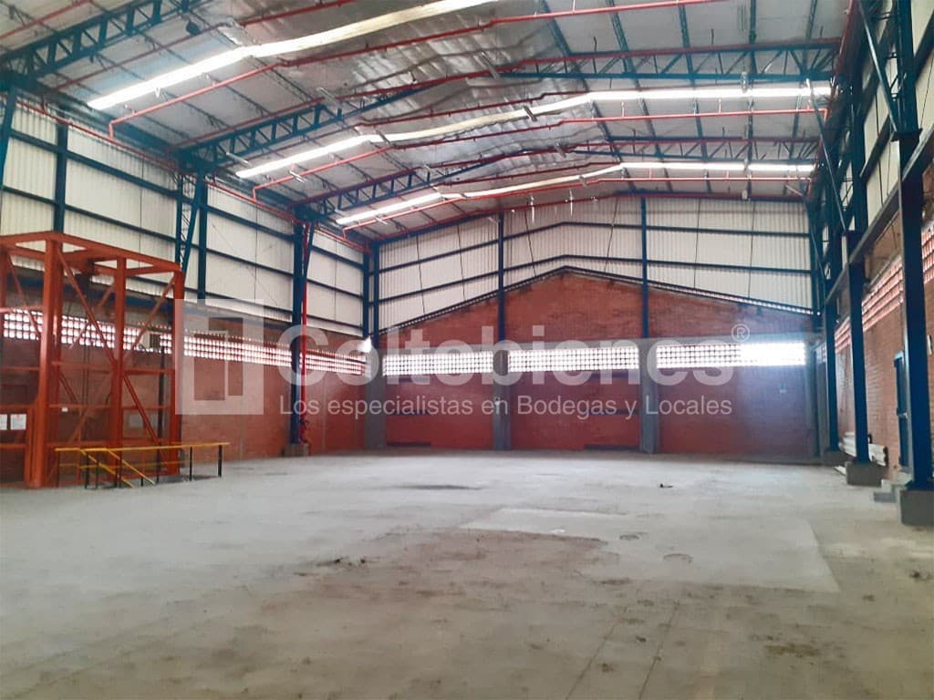 Bodega en arriendo/venta – Sierra Morena, La Estrella