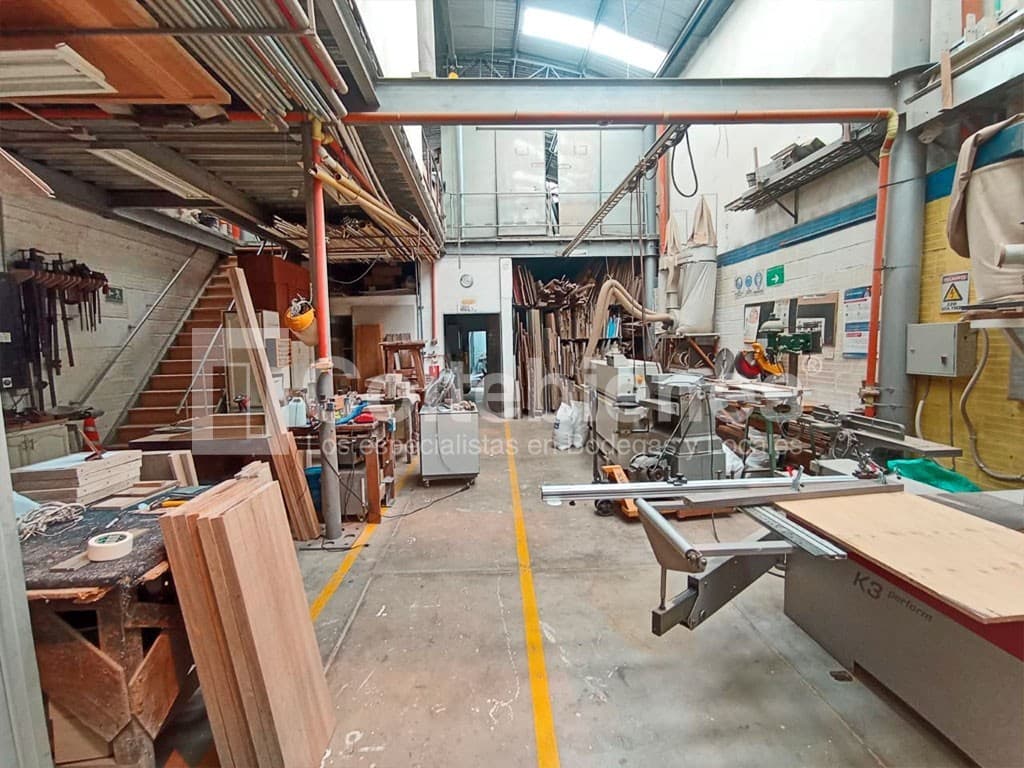 Bodega en arriendo – La América, Medellín foto 3