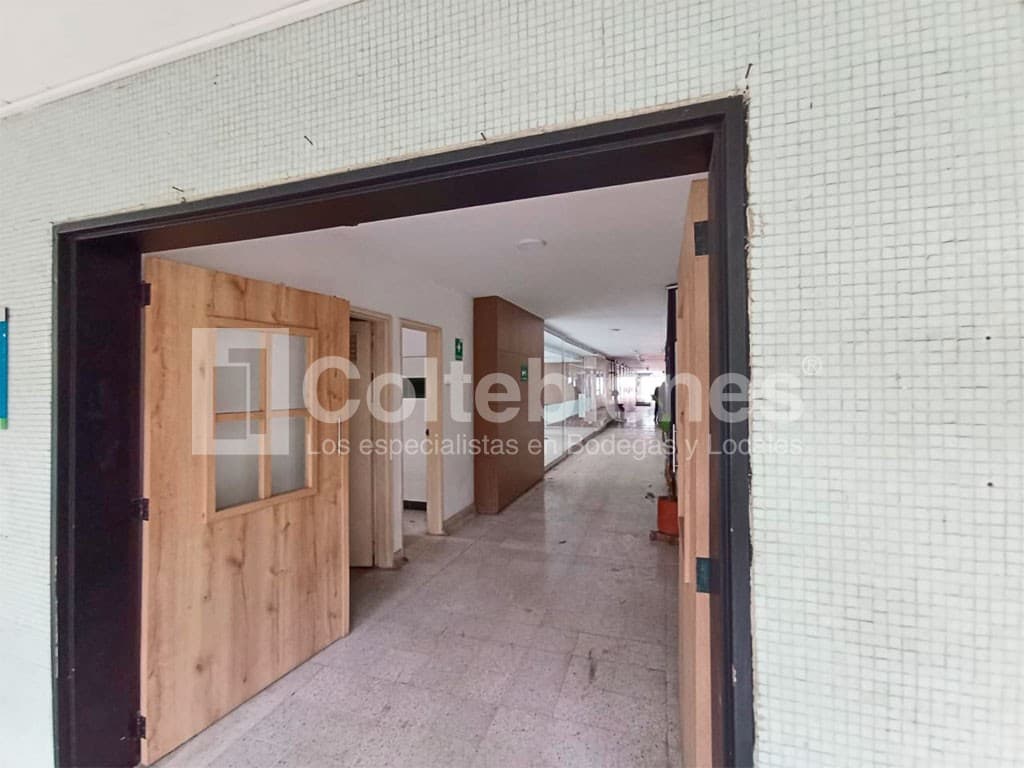 Oficina en arriendo – Bello