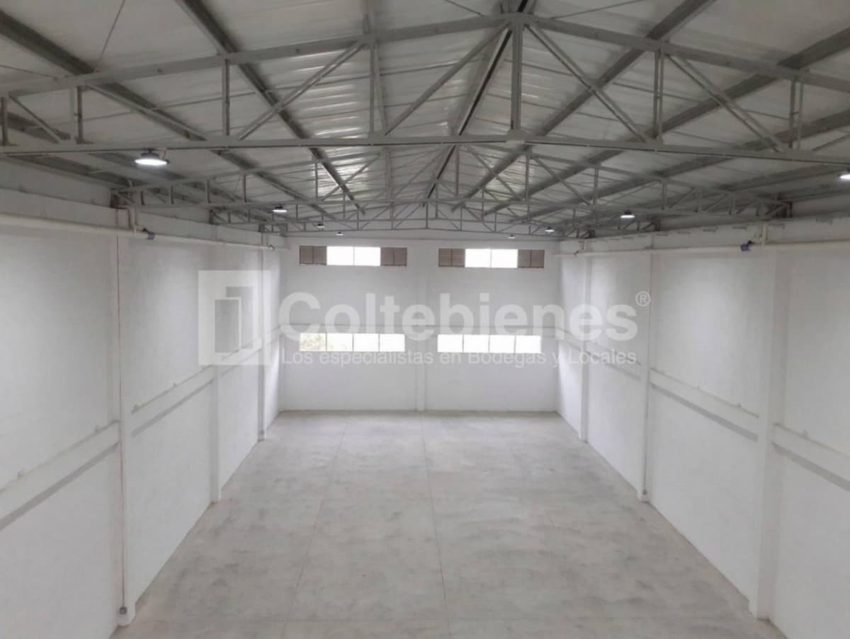 Bodega en arriendo – La Tablaza, La Estrella