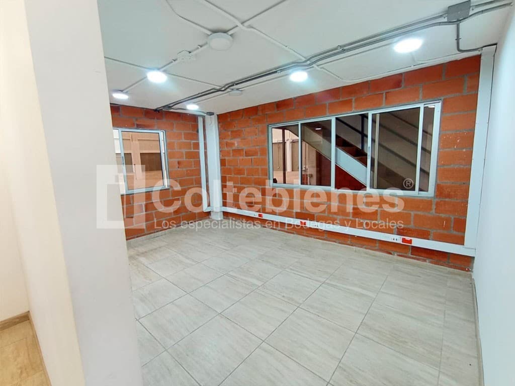 Bodega en arriendo – Sajonia, Rionegro foto 5