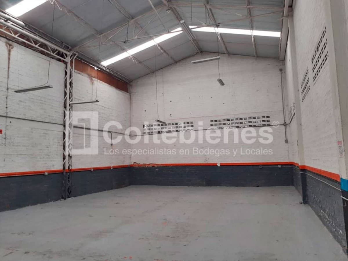 Local en venta – Guayabal, Medellín foto 3