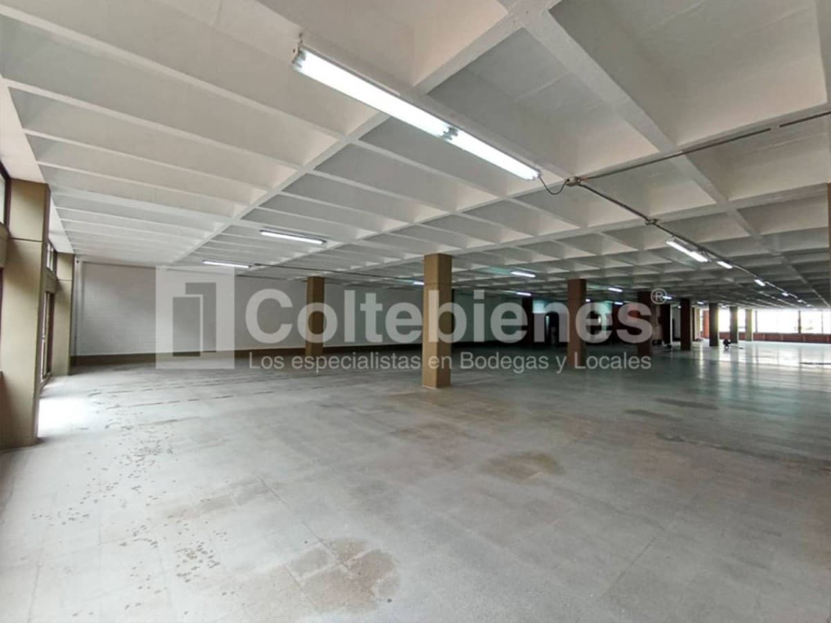 Local en arriendo – Guayabal, Medellín foto 2