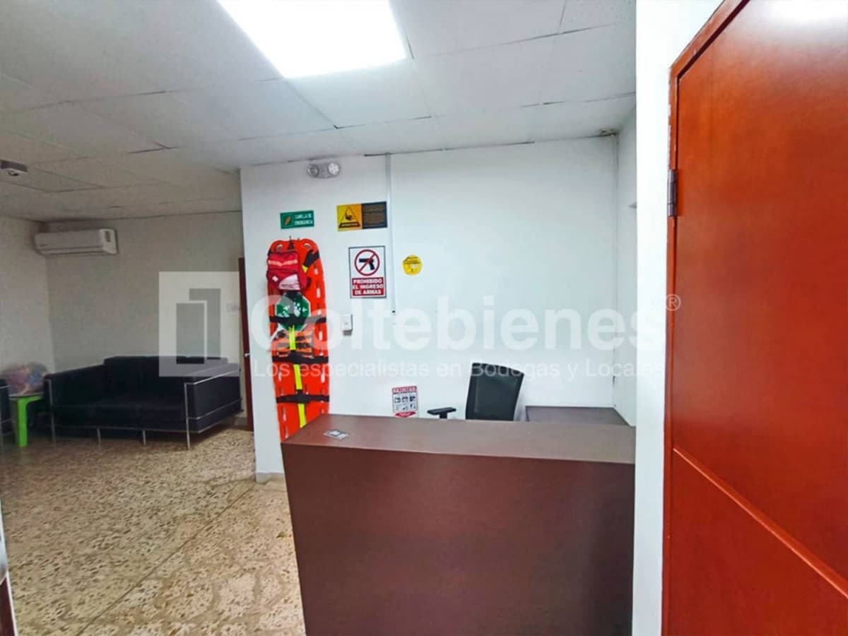 Casa Comercial en arriendo – Estadio, Medellín foto 2