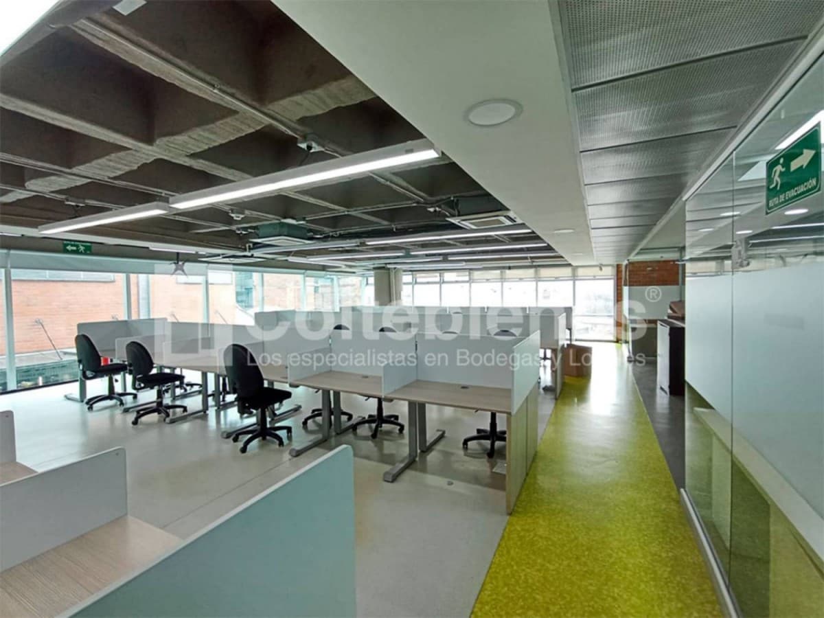 Oficina en arriendo – Villa Paula, Itagüí