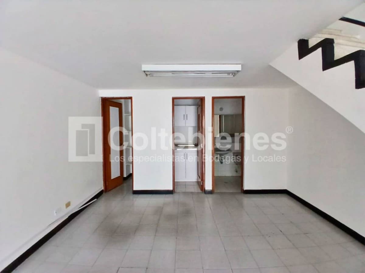 Local en arriendo – Laureles, Medellín foto 3