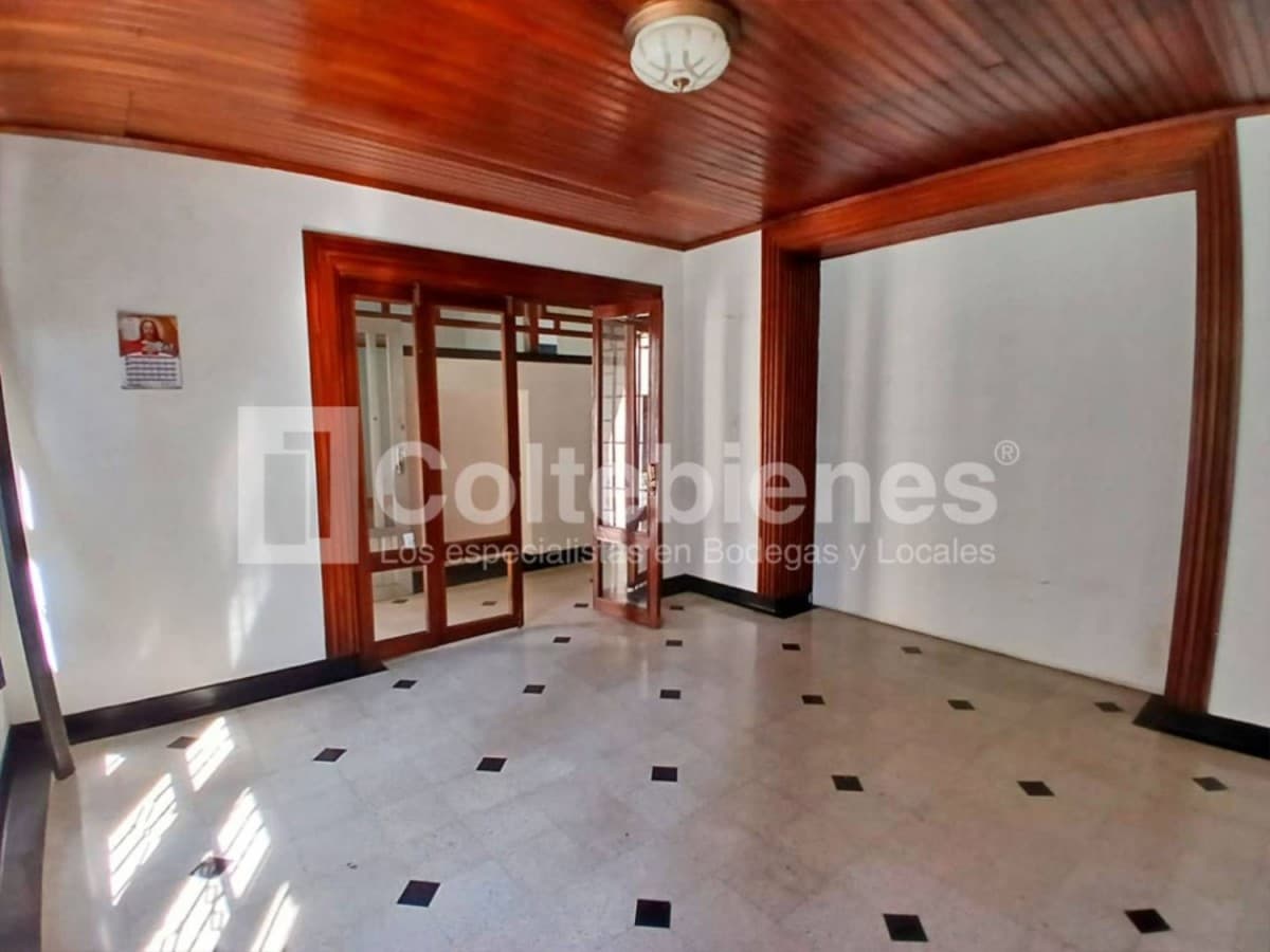Casa en arriendo – Prado, Medellín foto 5