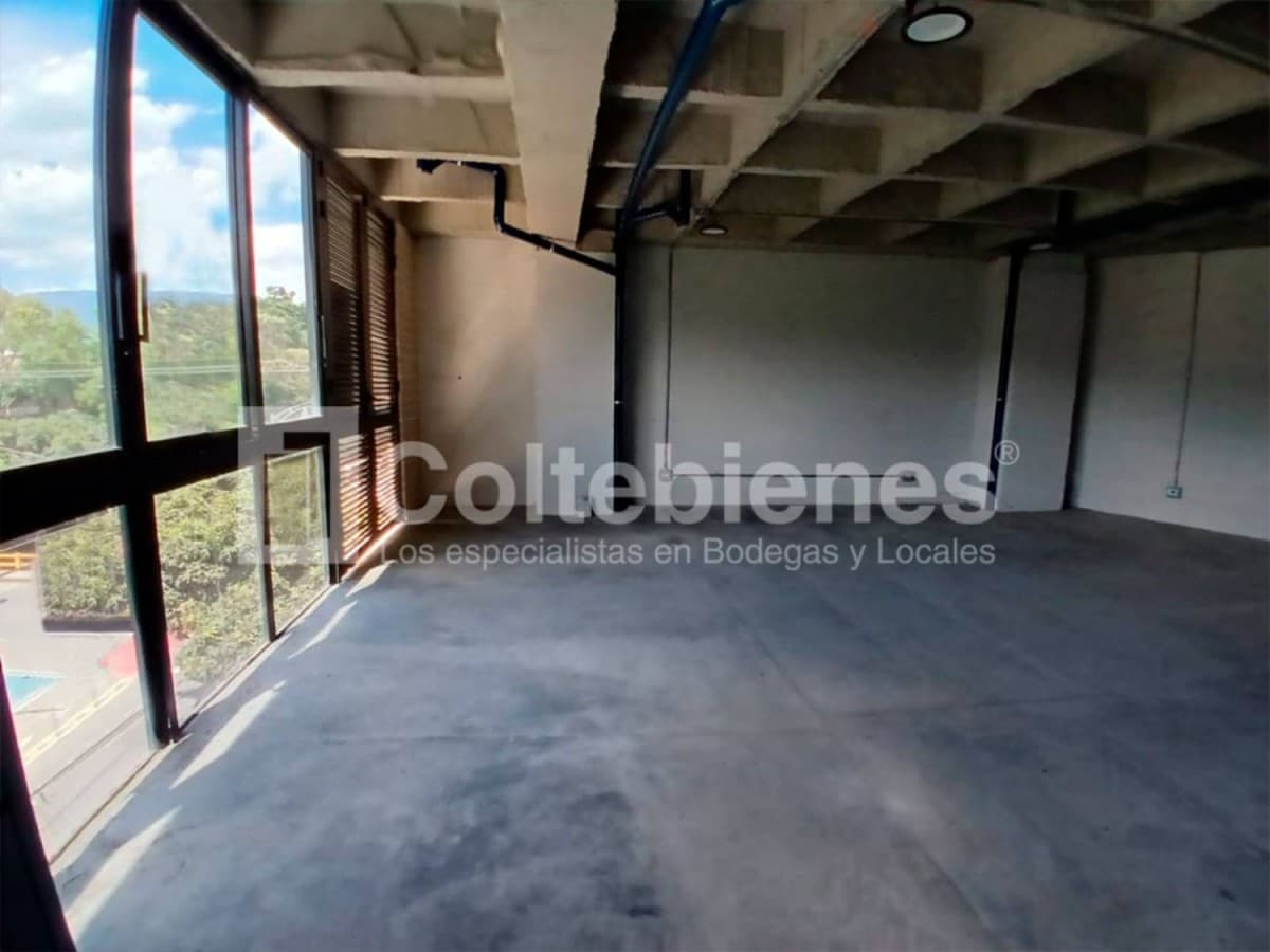 Bodega en arriendo – Trinidad, Medellín foto 4
