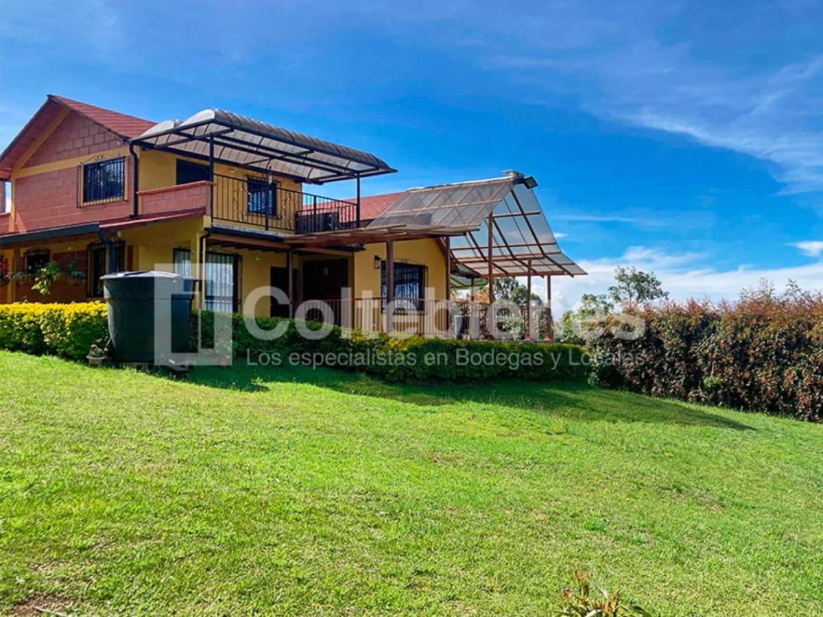 Finca en venta – San Felix, Bello