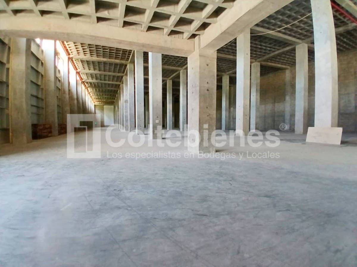 Bodega en arriendo – Sierra Morena, La Estrella foto 4