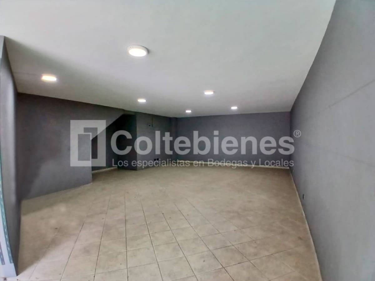 Bodega en venta – Loma De San Julian, Medellín foto 4