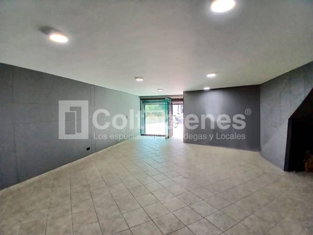 Bodega en venta – Loma De San Julian, Medellín foto 5