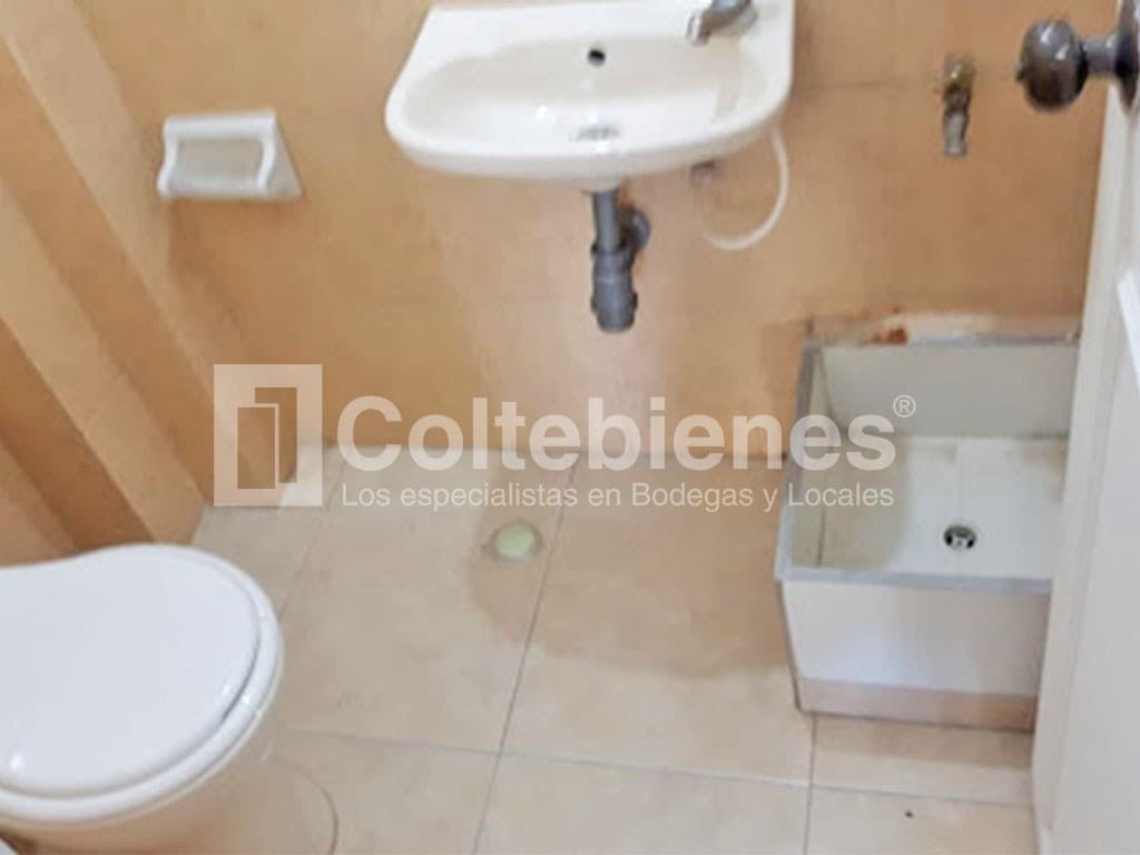 Local en venta – Sevilla, Medellín foto 4