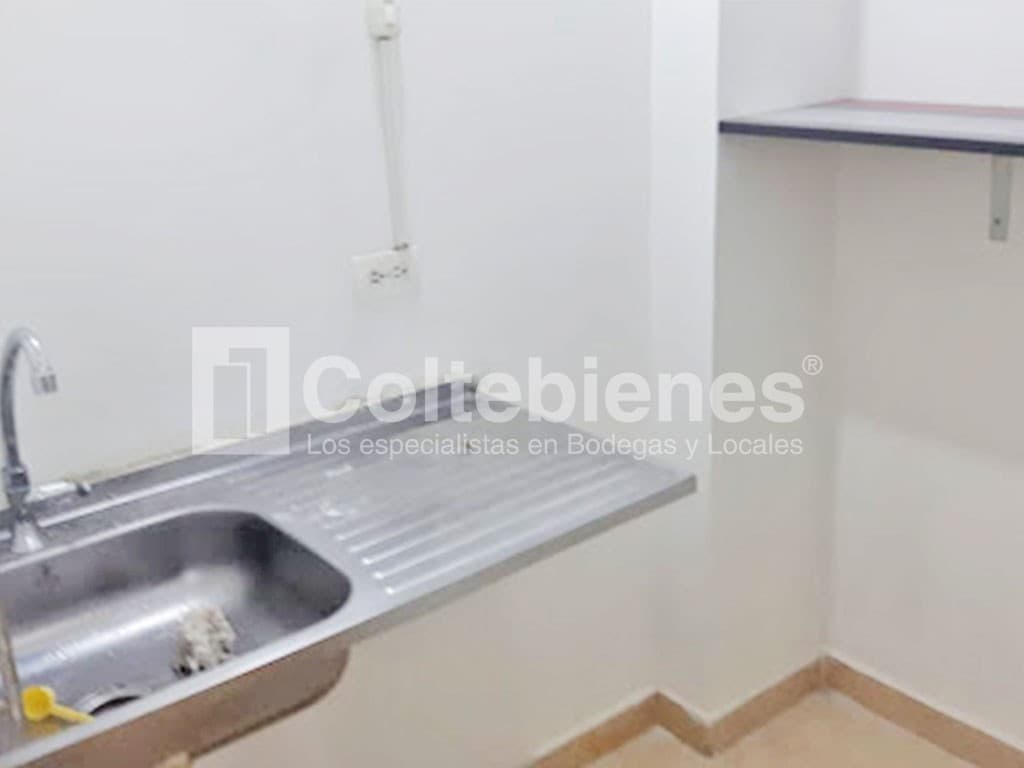 Local en venta – Sevilla, Medellín foto 5