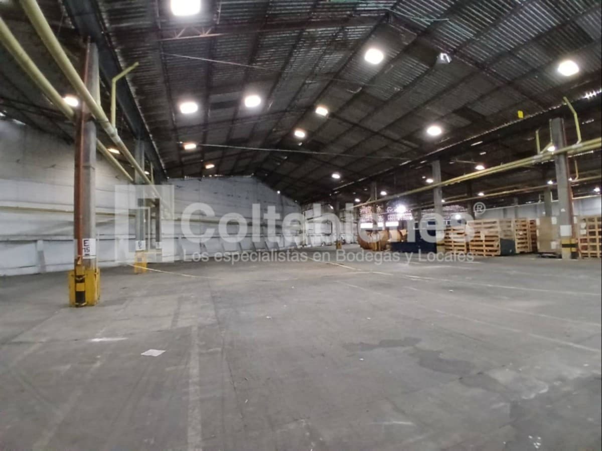 Bodega en arriendo/venta – La Santa Cruz, Itagüí foto 3