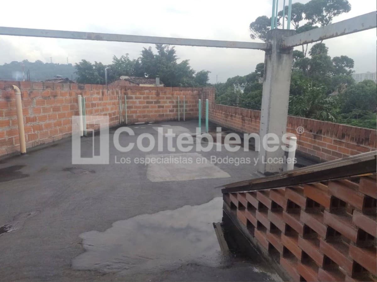 Edificio en venta – Trinidad, Medellín foto 2