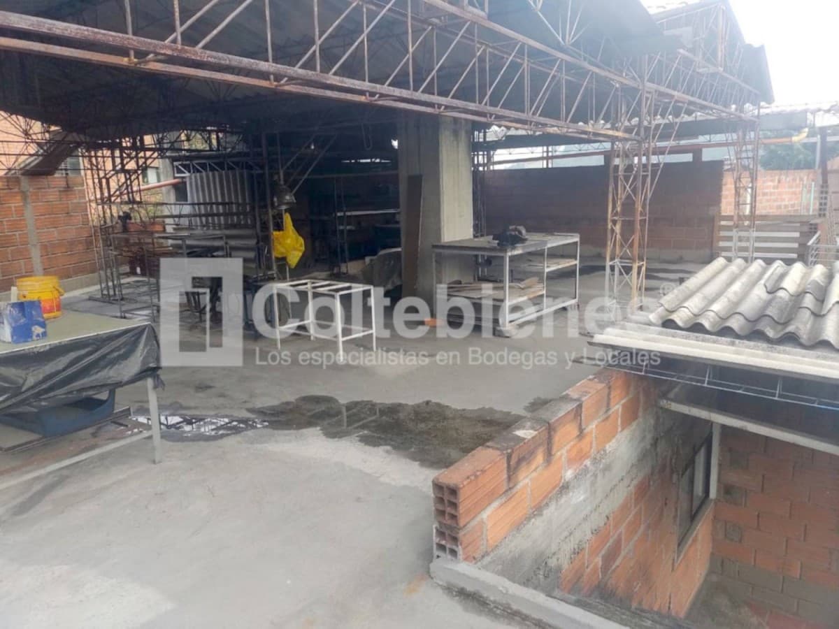 Edificio en venta – Trinidad, Medellín foto 4