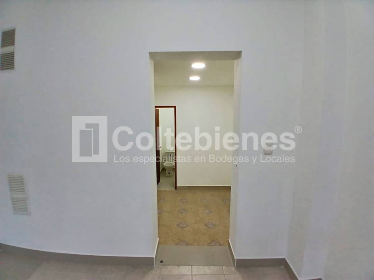 Local en arriendo – Centro, Envigado foto 3
