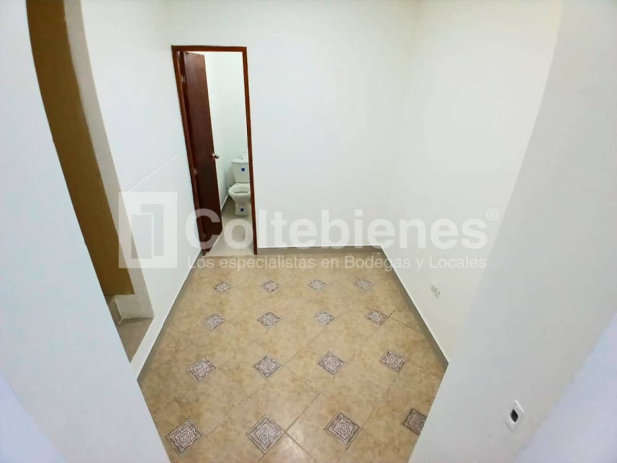 Local en arriendo – Centro, Envigado foto 5