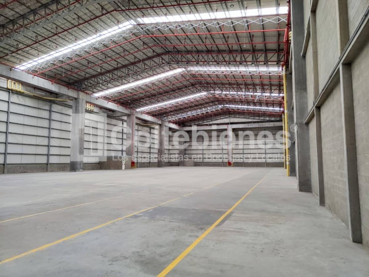 Bodega en arriendo – La Tablaza, La Estrella