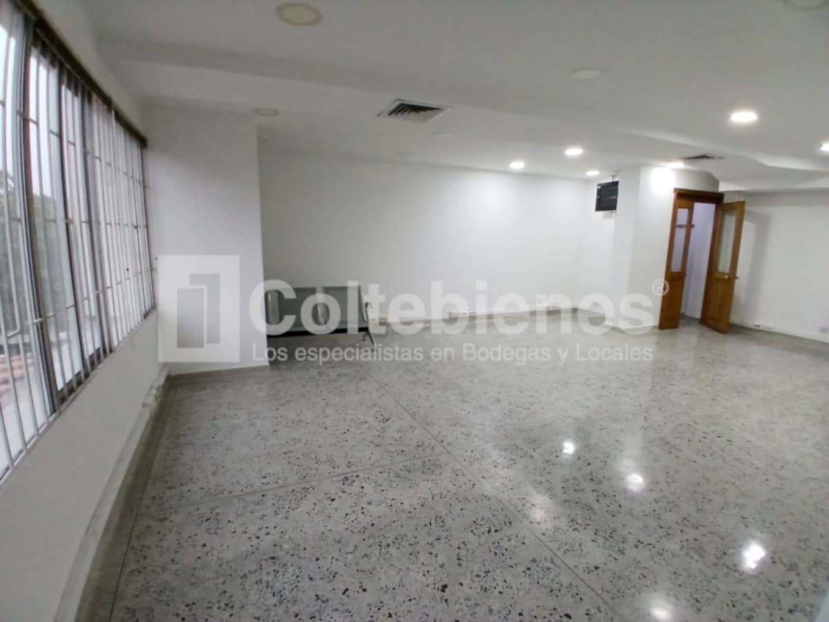 Oficina en arriendo – Poblado, Medellín foto 5