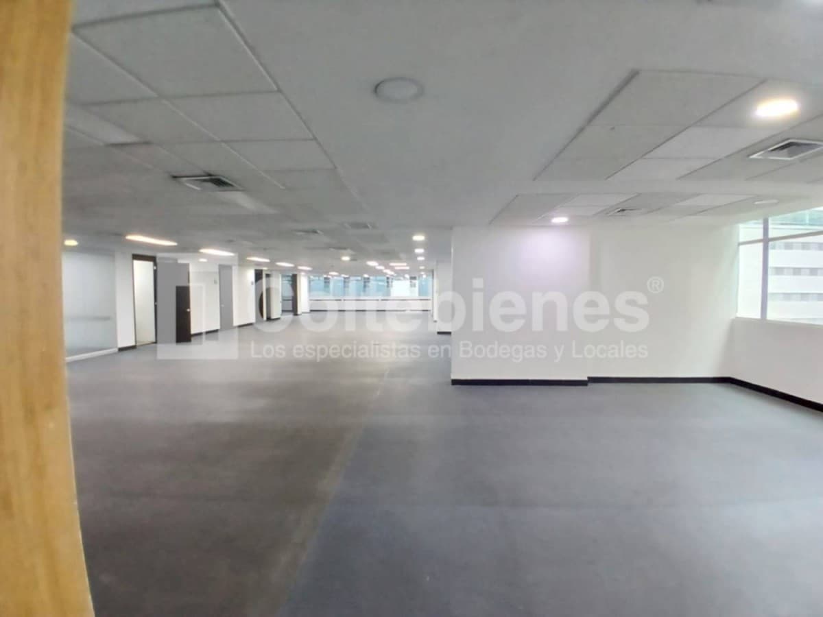 Oficina en arriendo/venta – Ciudad Del Río, Medellín foto 3