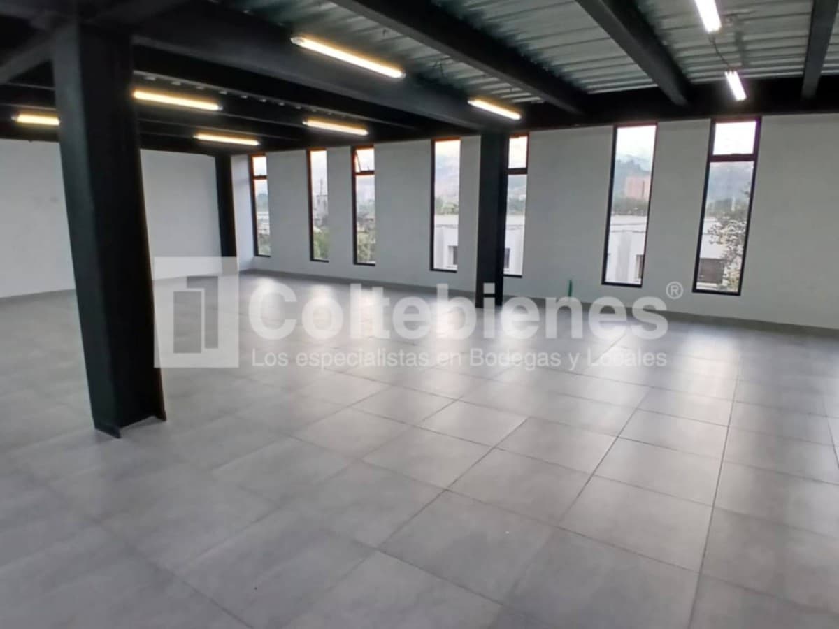 Local en arriendo – Guayabal, Medellín foto 4