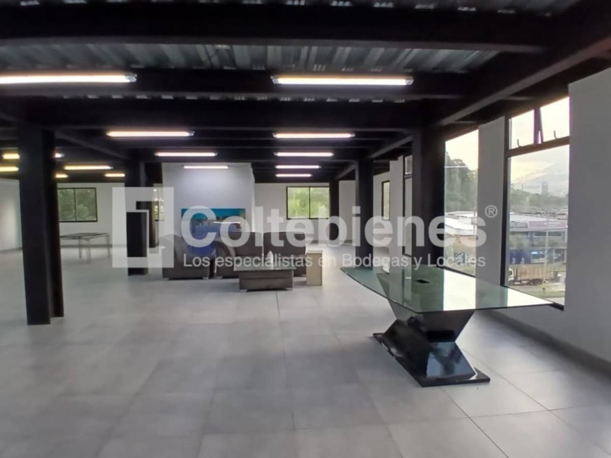 Local en arriendo – Guayabal, Medellín foto 4