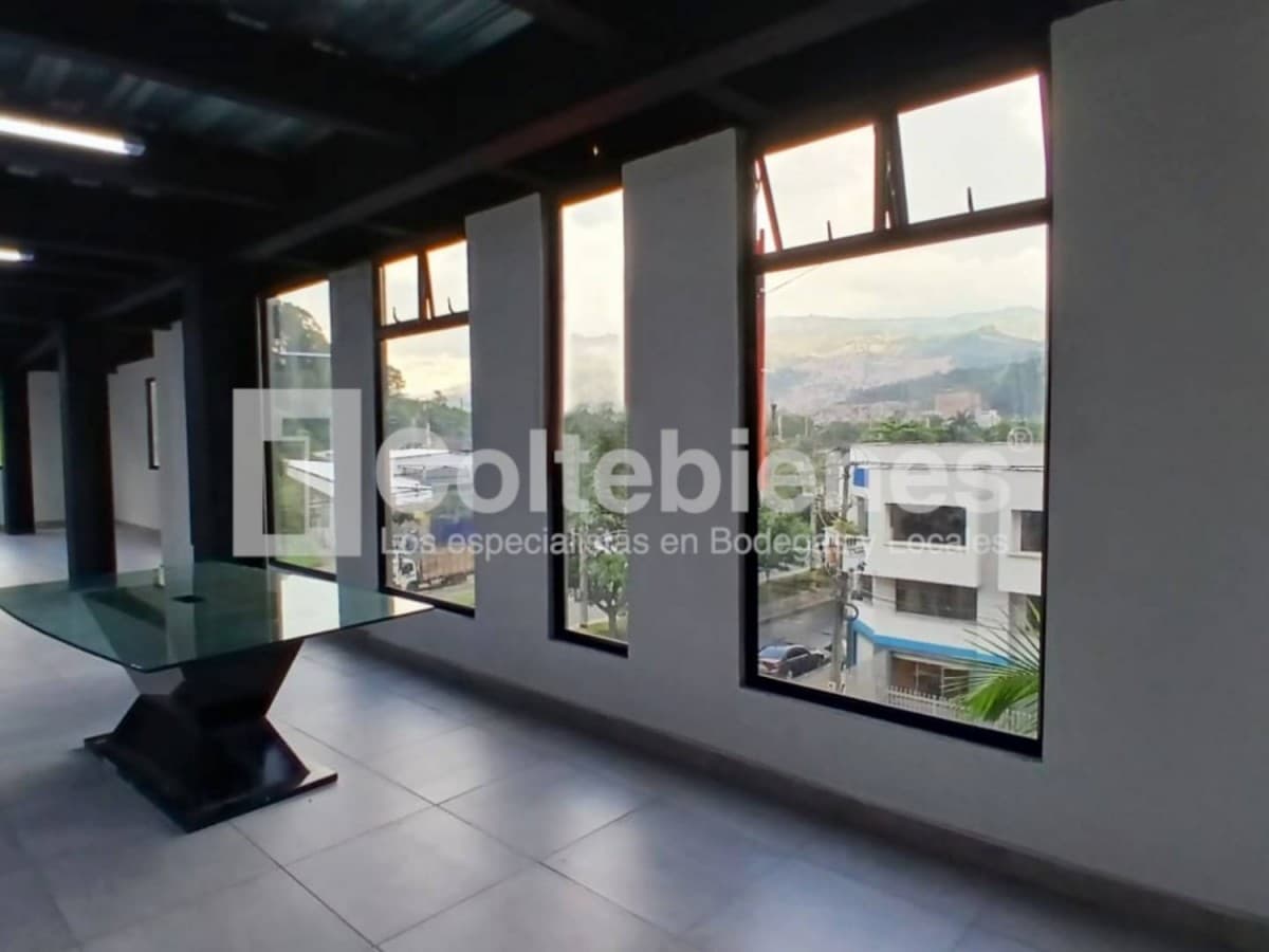 Local en arriendo – Guayabal, Medellín foto 5