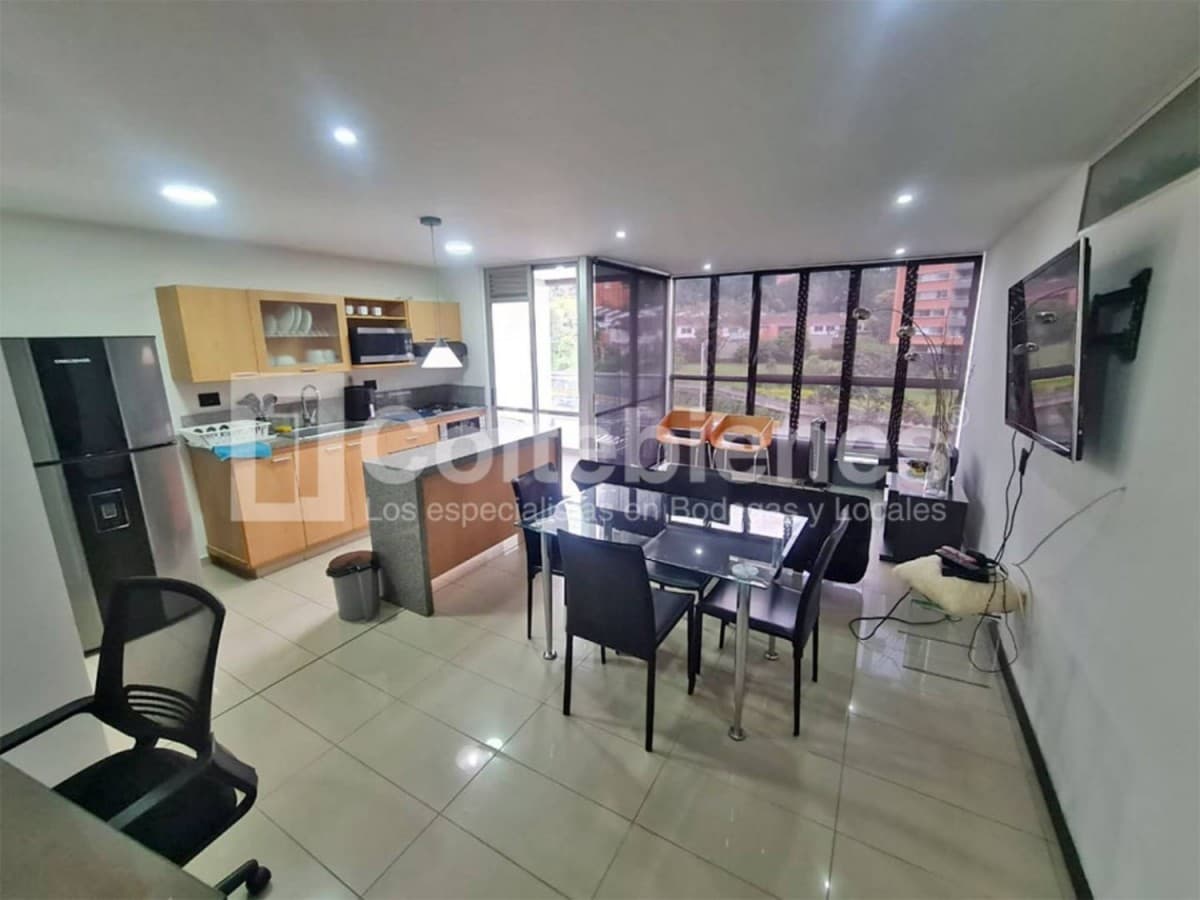 Apartaestudio en arriendo – Los Balsos, Medellín