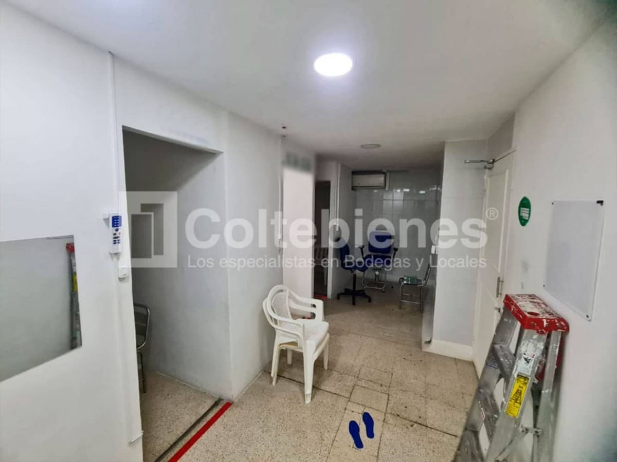 Local en arriendo – Bello foto 5