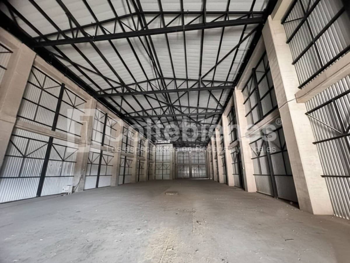 Bodega en arriendo – La Estrella foto 2