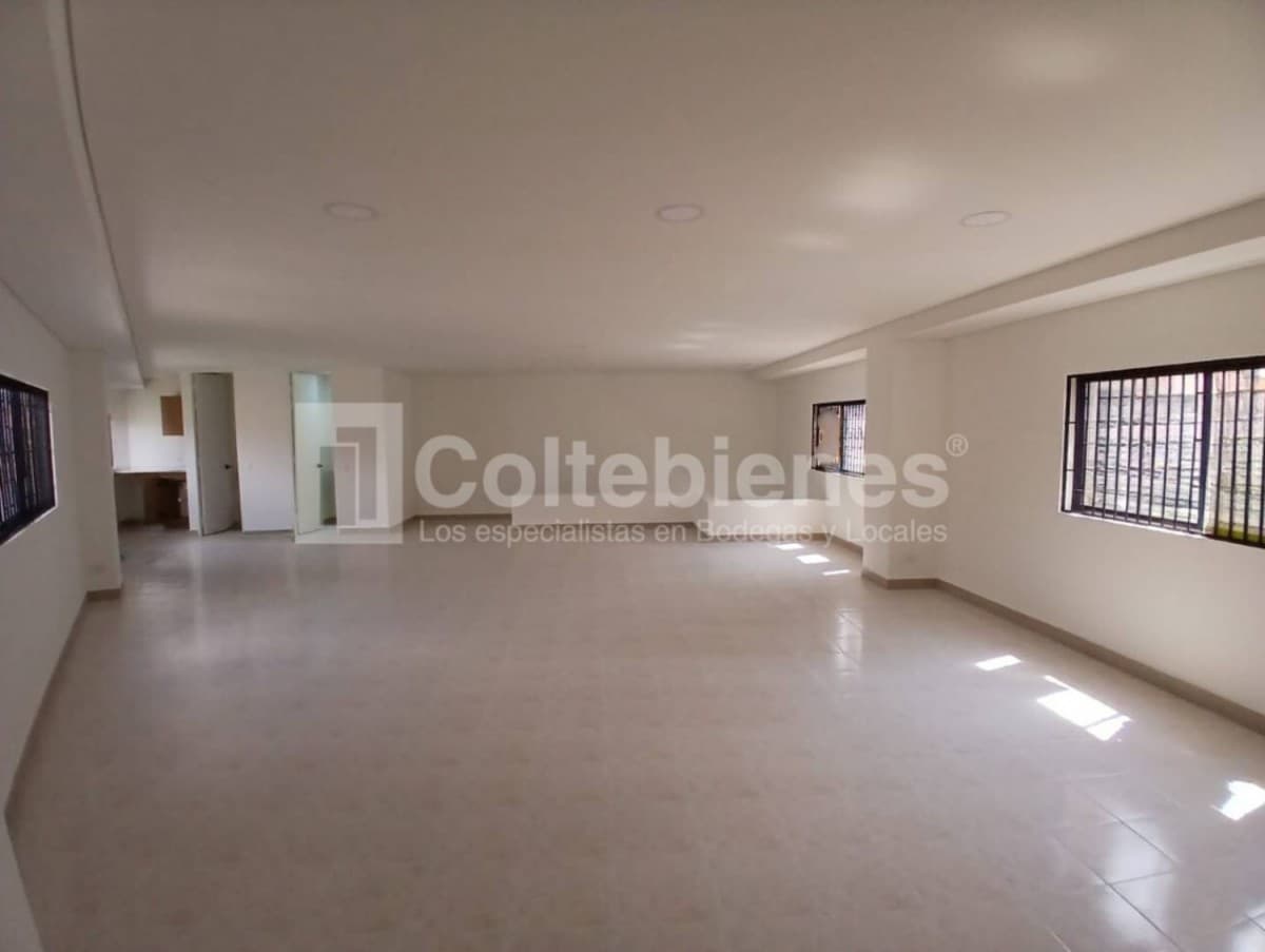 Local en arriendo – Prados De Sabaneta, Sabaneta