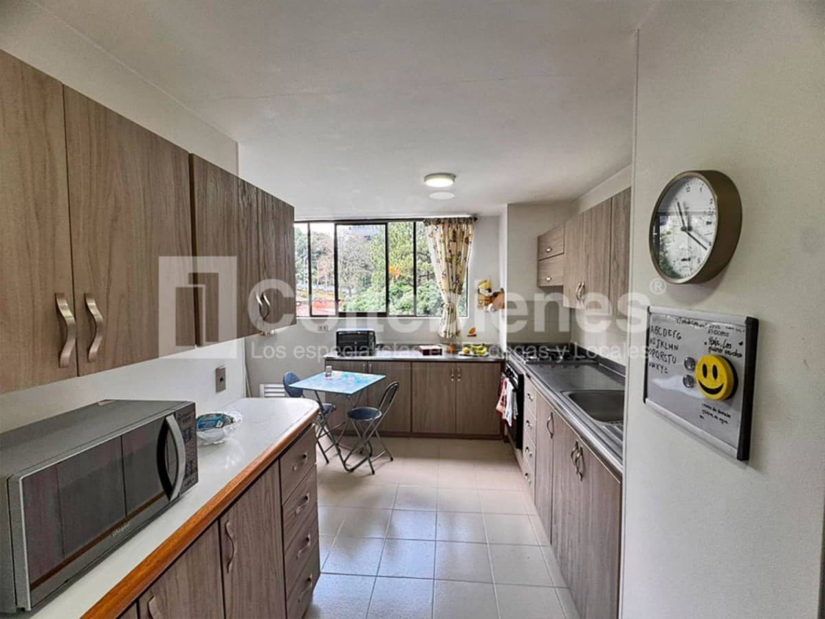 Apartamento en arriendo – Poblado, Medellín foto 2