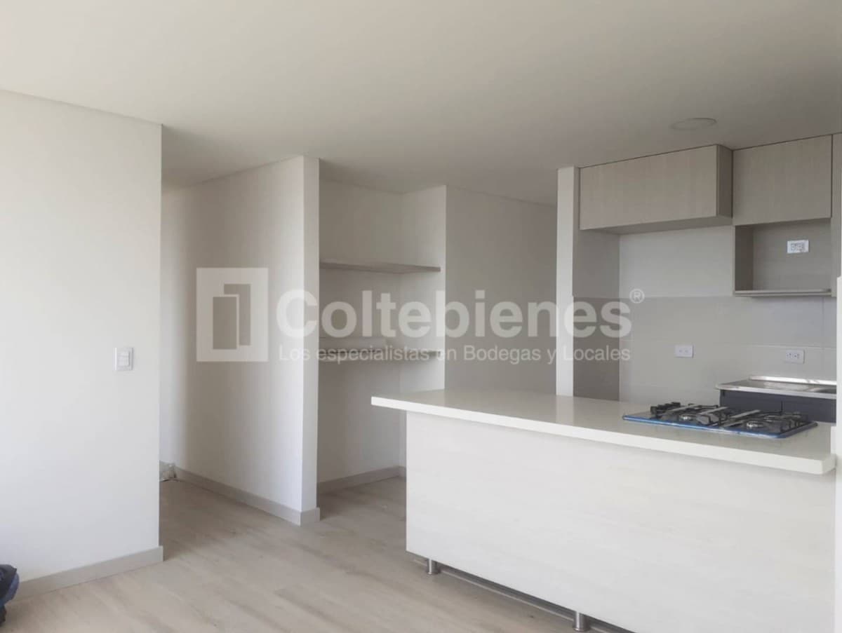 Apartamento en arriendo – La Aldea, La Estrella foto 2
