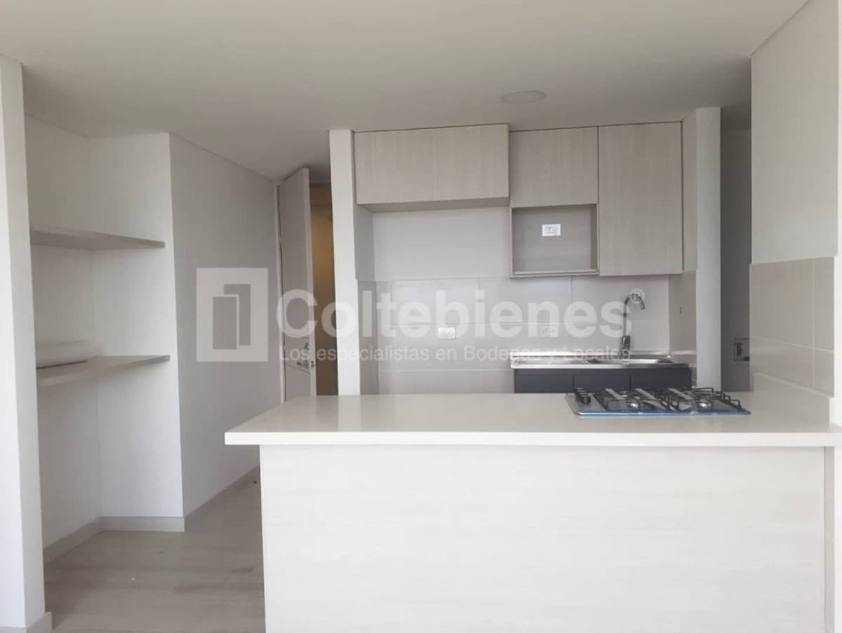 Apartamento en arriendo – La Aldea, La Estrella foto 3