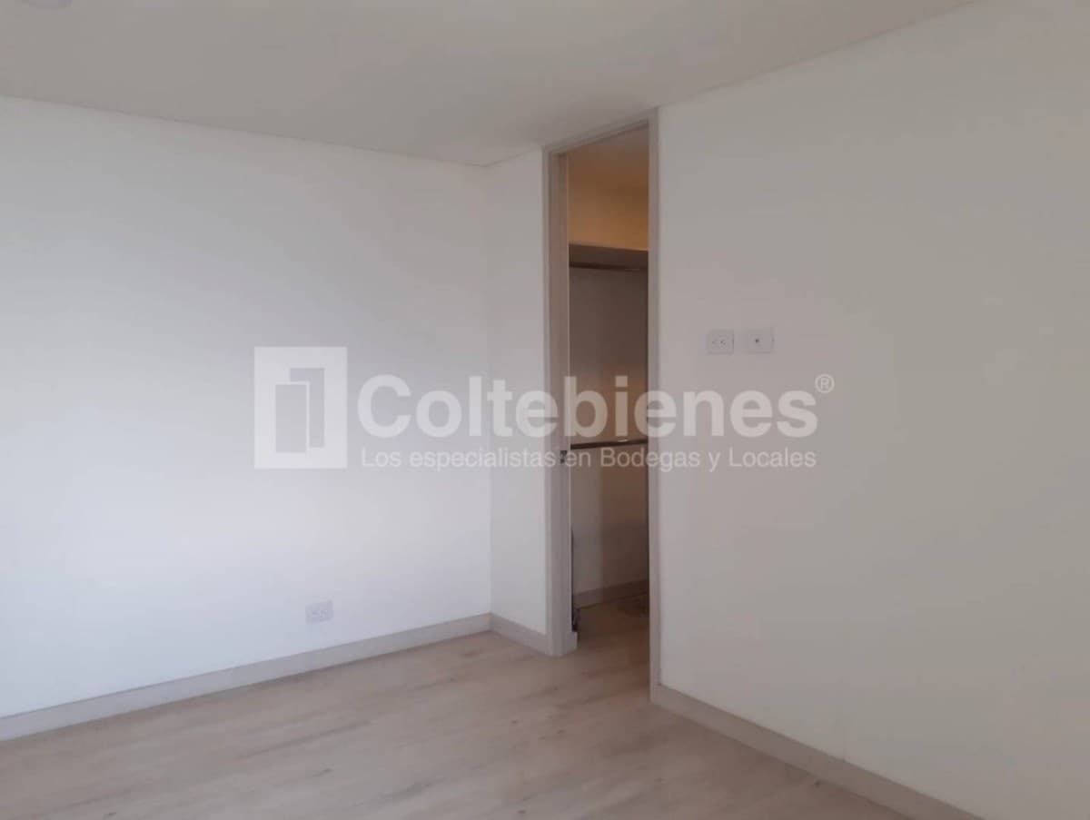 Apartamento en arriendo – La Aldea, La Estrella foto 4