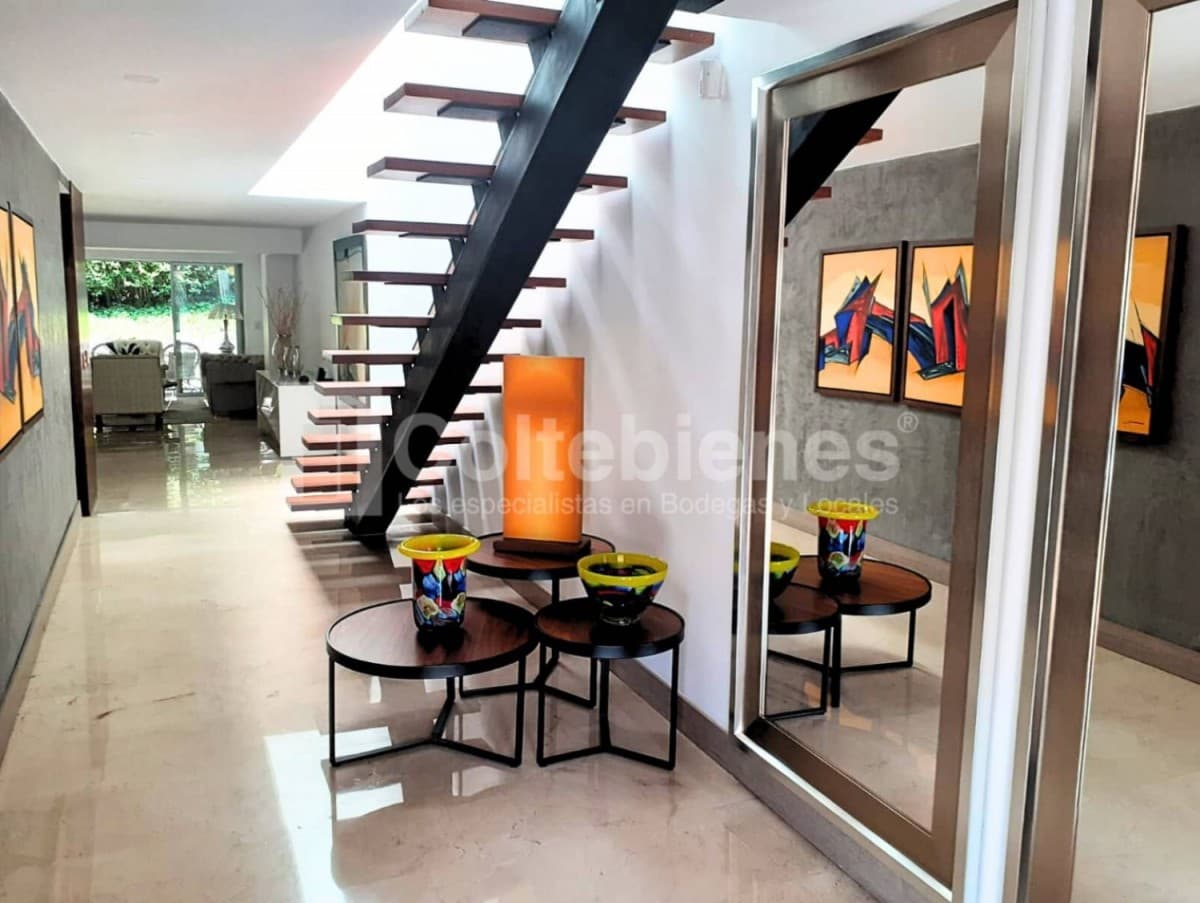 Casa en arriendo – Castropol, Medellín