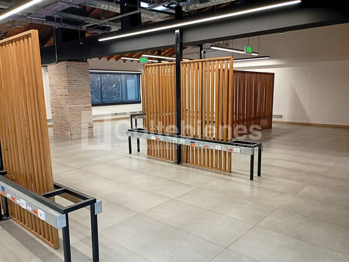 Oficina en arriendo – Guayabal, Medellín foto 2