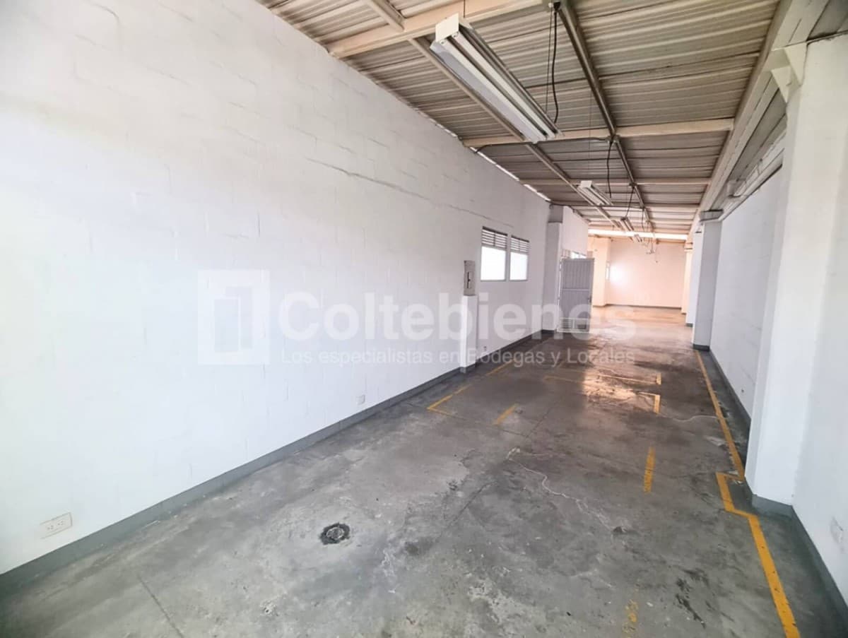 Bodega en arriendo – Guayabal, Medellín