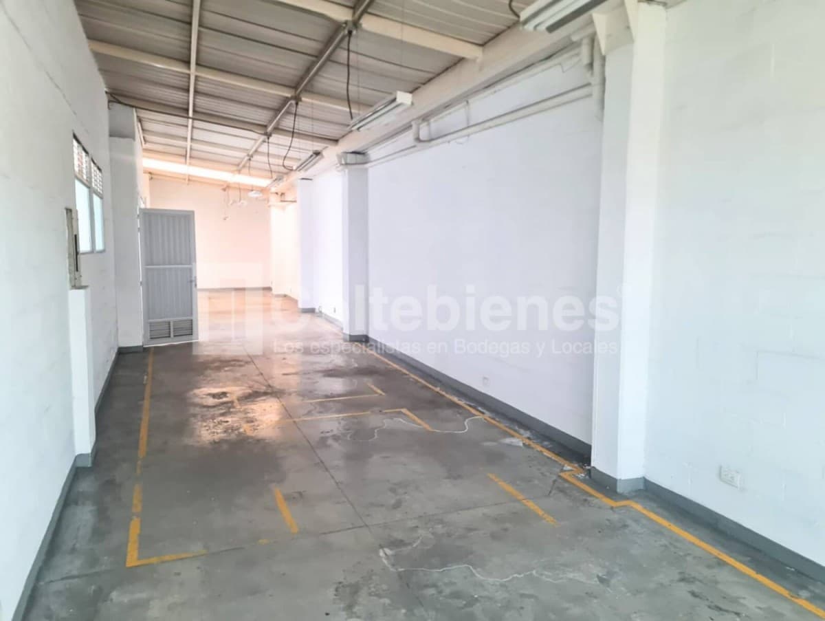 Bodega en arriendo – Guayabal, Medellín foto 2