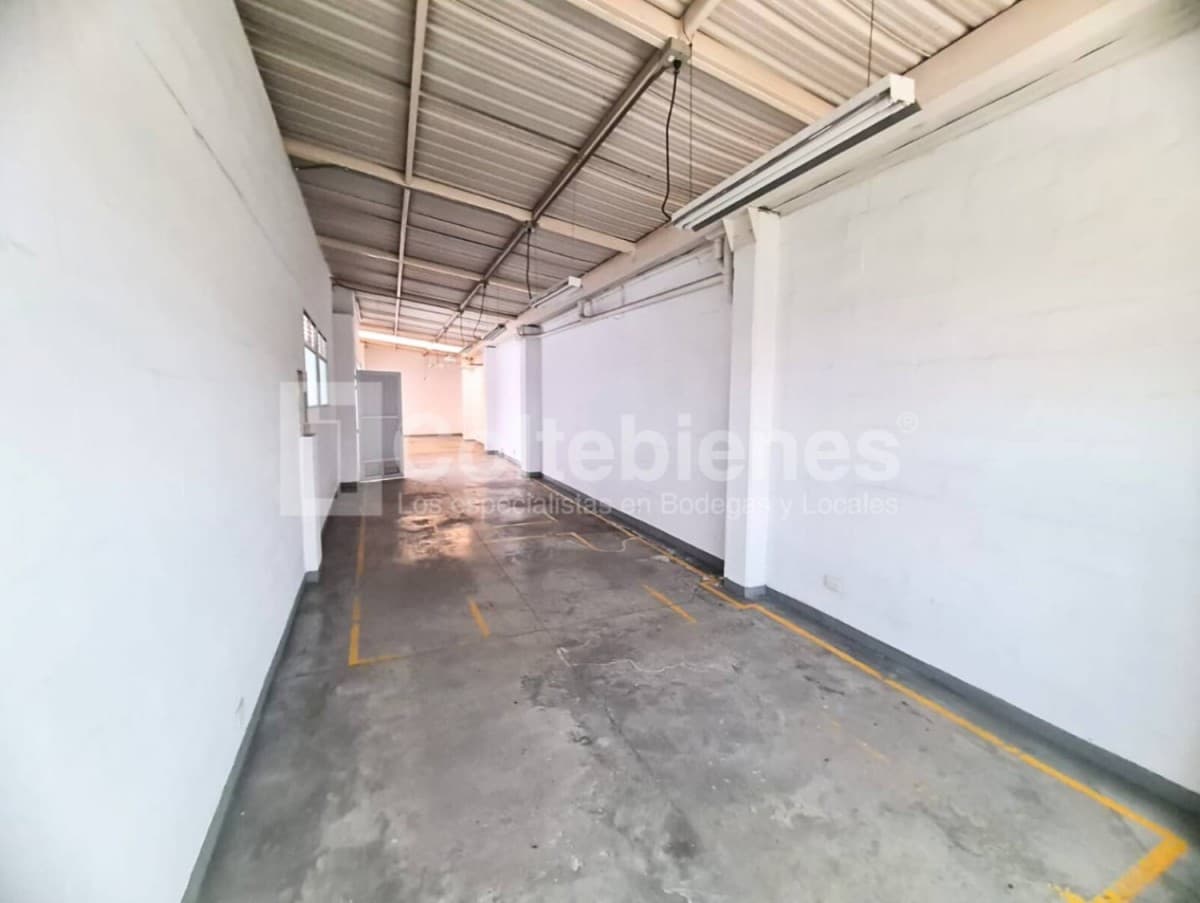 Bodega en arriendo – Guayabal, Medellín foto 3