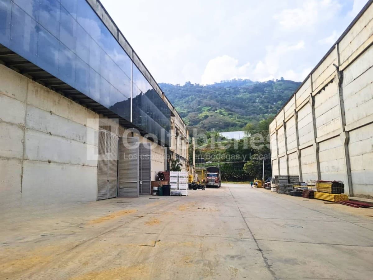 Bodega en arriendo – Girardota foto 3
